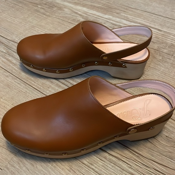 J.Crew Convertible leather clogs
Item BA188 - Picture 3 of 6